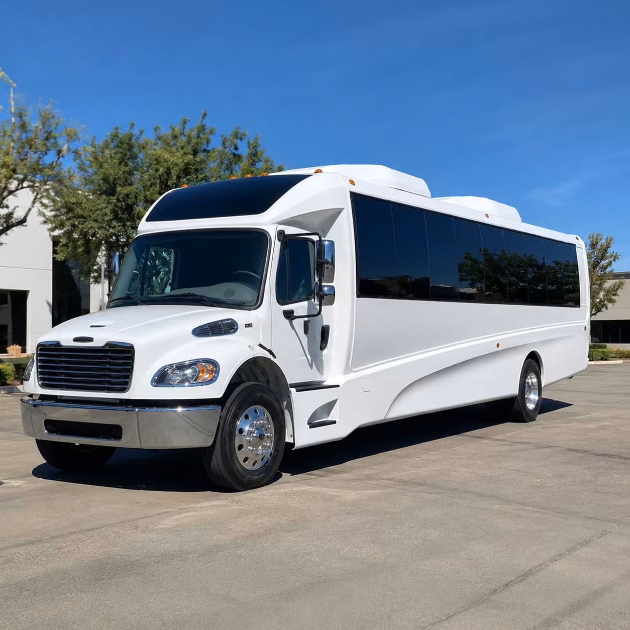 richardson 18 passenger minibus rental